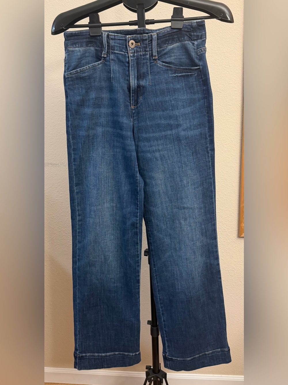 J. Jill Vintage Wash High-Rise Wide-Leg Jeans | Coastal Grandma Minimalist | 4R - Picture 1 of 12